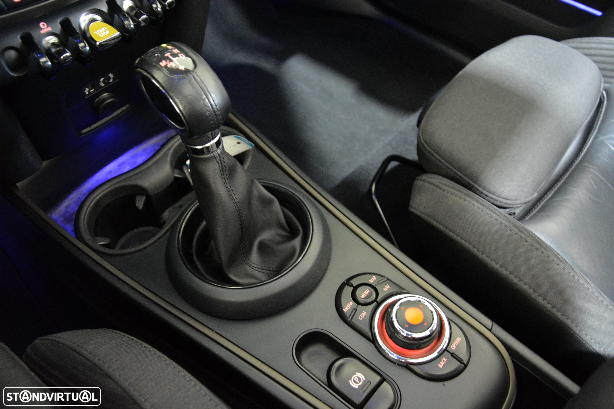 MINI Countryman Cooper SE ALL4 Auto - 27