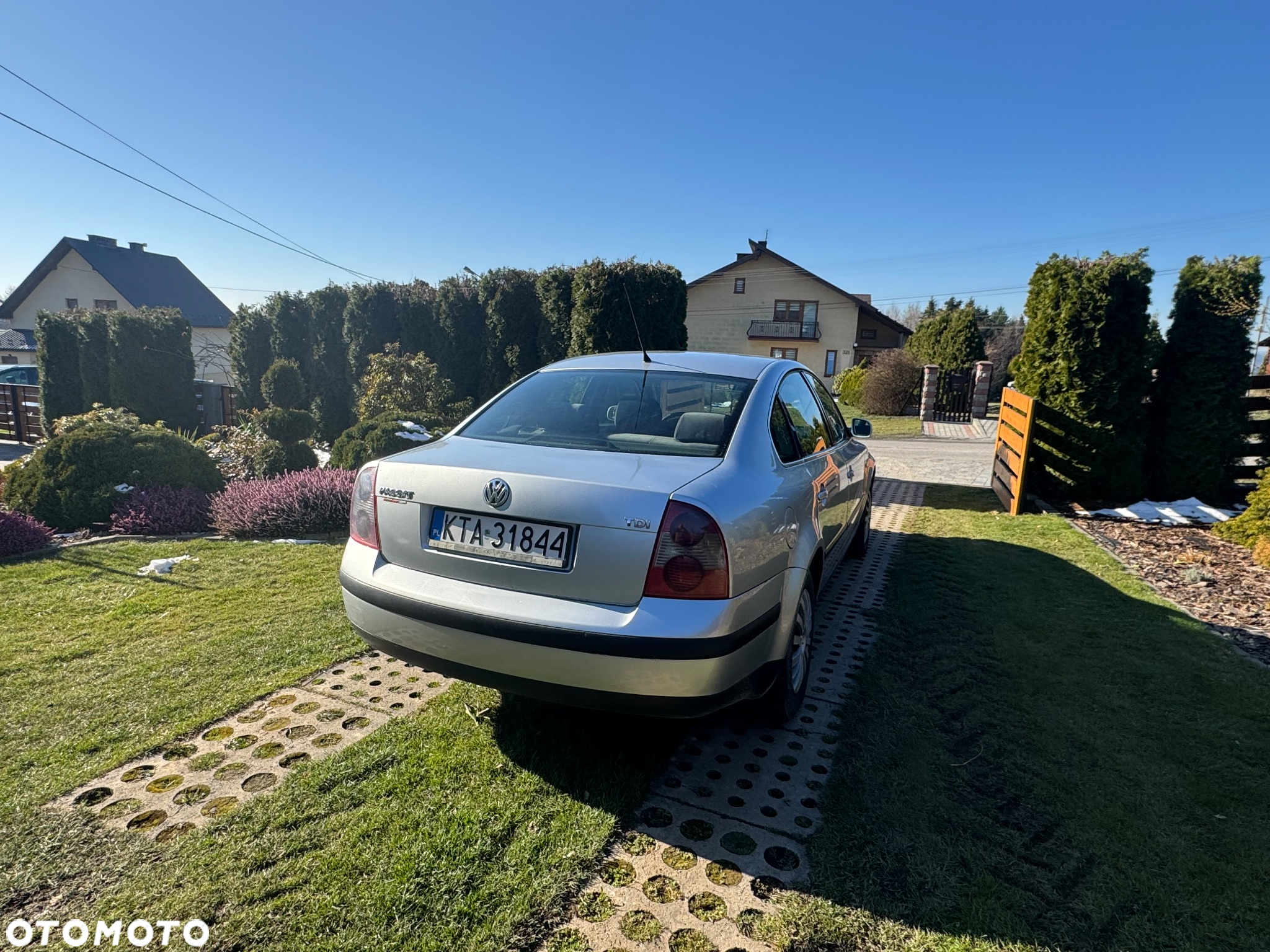Volkswagen Passat 1.9 TDI Comfortline - 3
