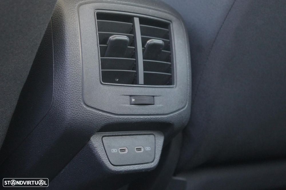 VW T-Roc 1.0 TSI - 27