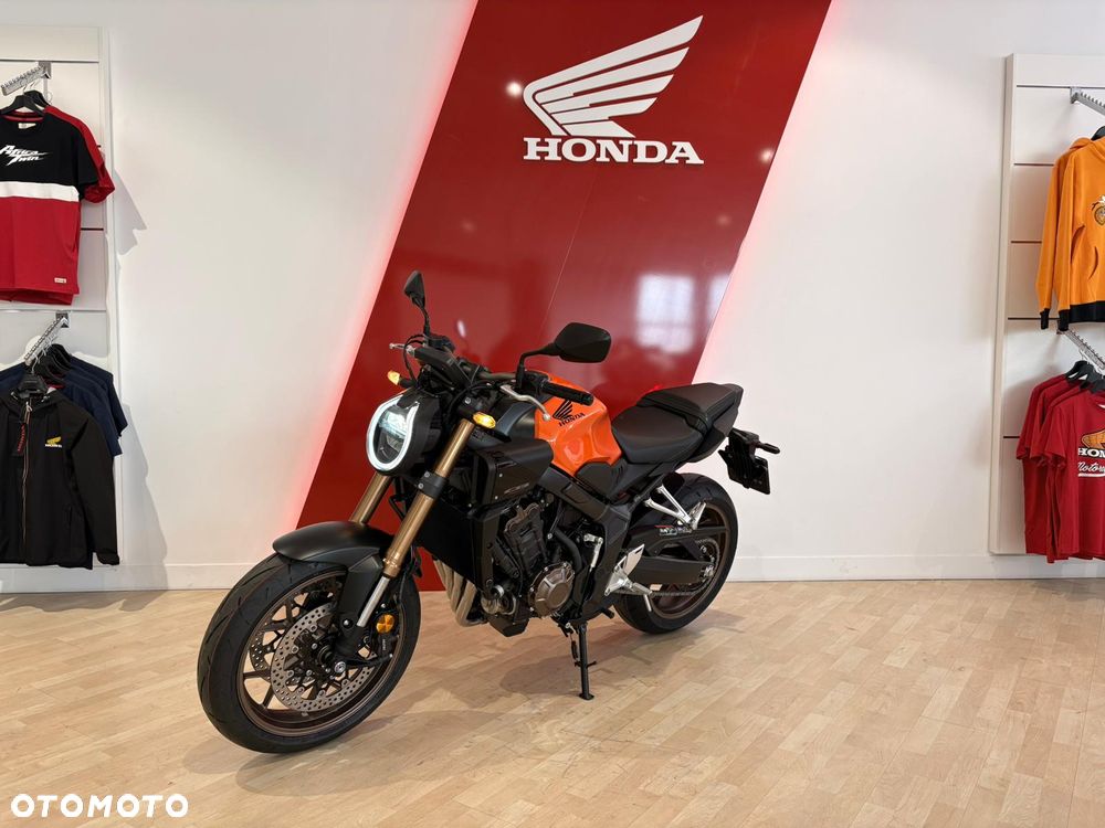 Honda CB - 3