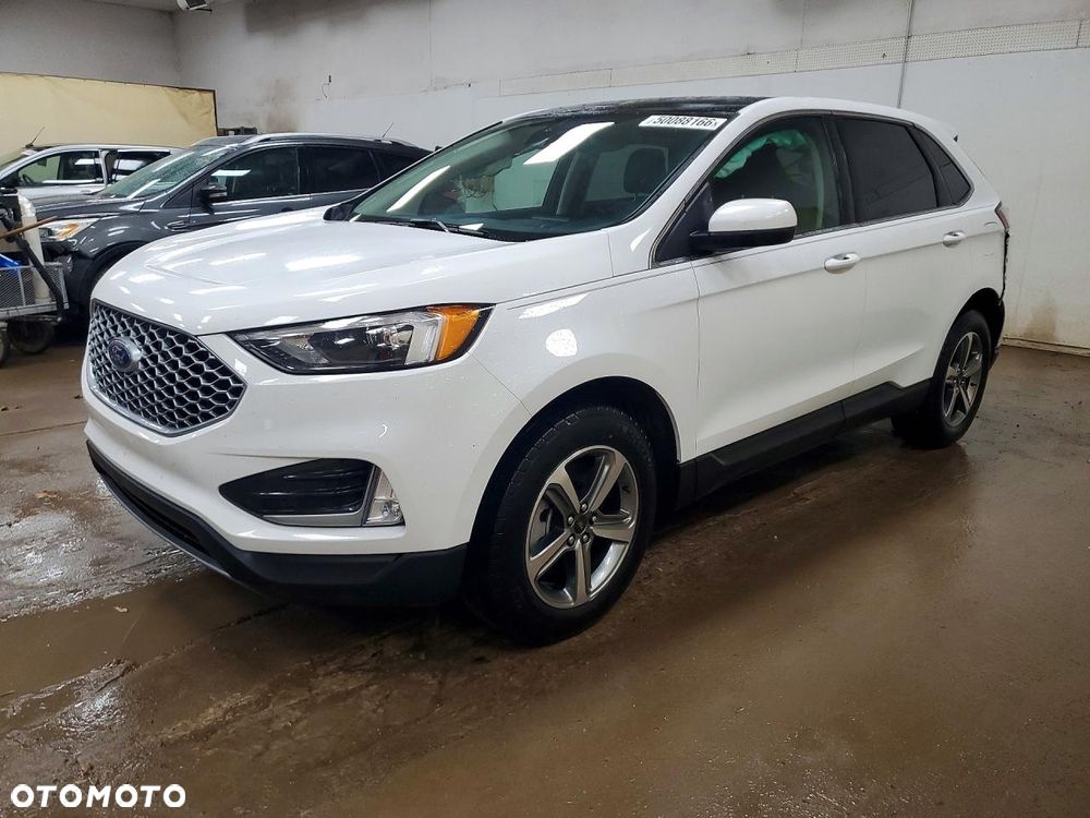 Ford Edge - 2