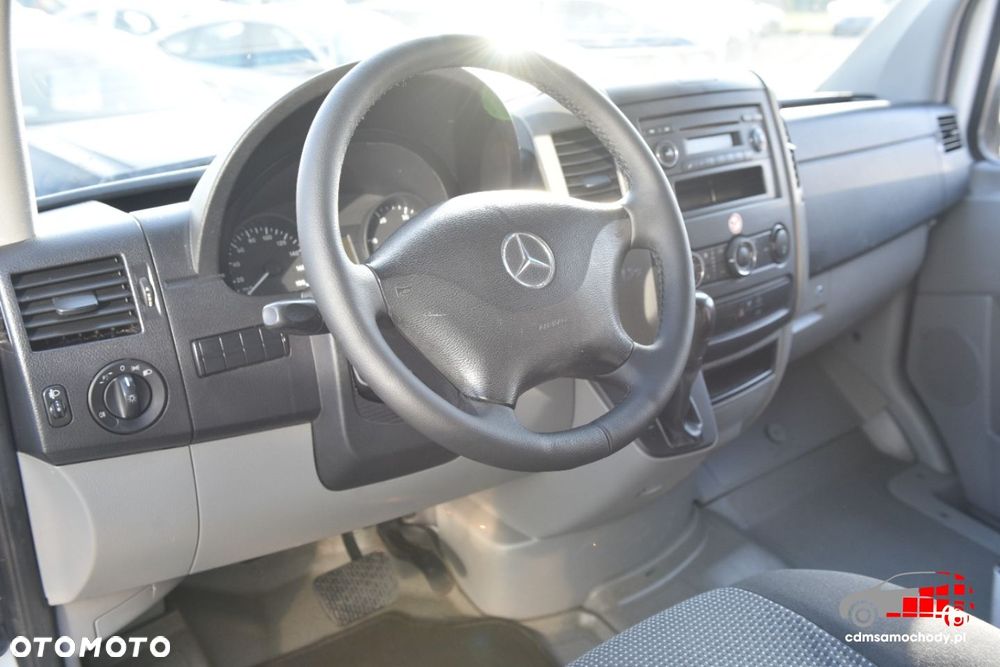 Mercedes-Benz Sprinter - 18