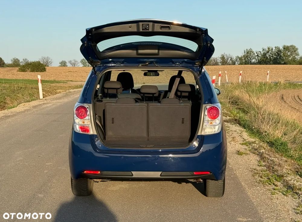 Toyota Verso 1.6 Active 7os EU6 - 3