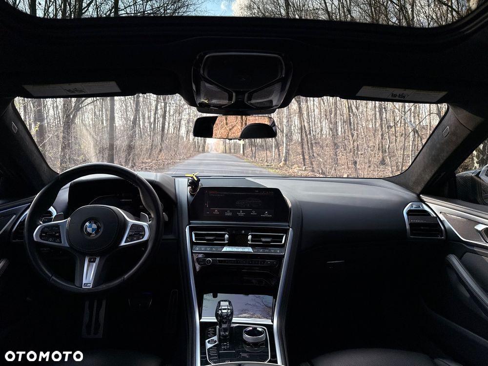 BMW Seria 8 - 19