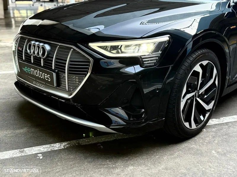 Audi e-tron 55 quattro S line - 11