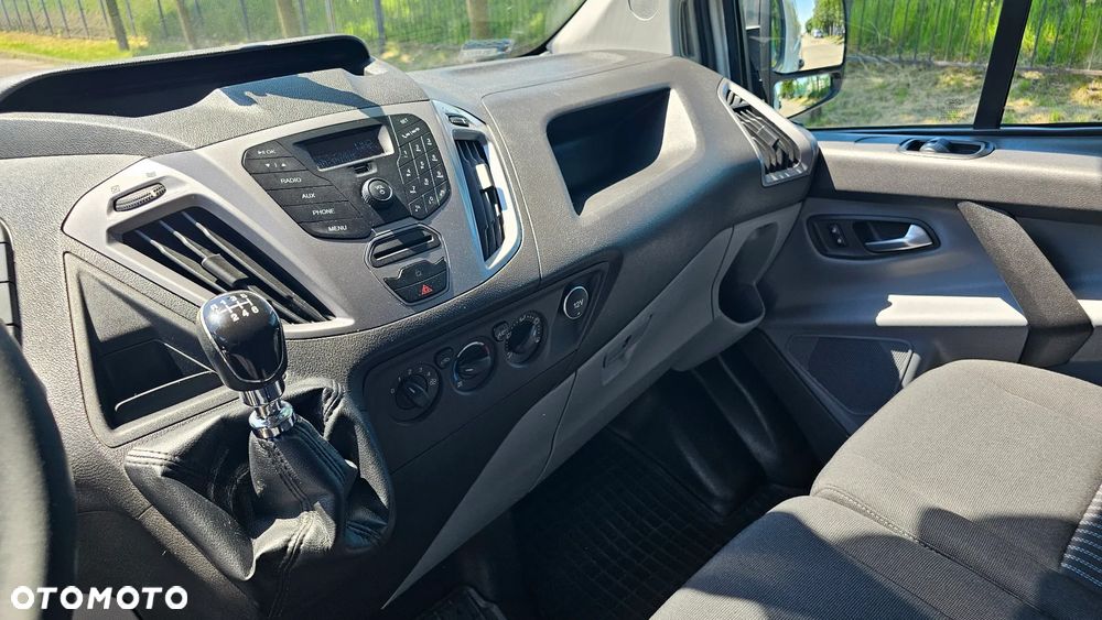 Ford TRANSIT CUSTOM - 25
