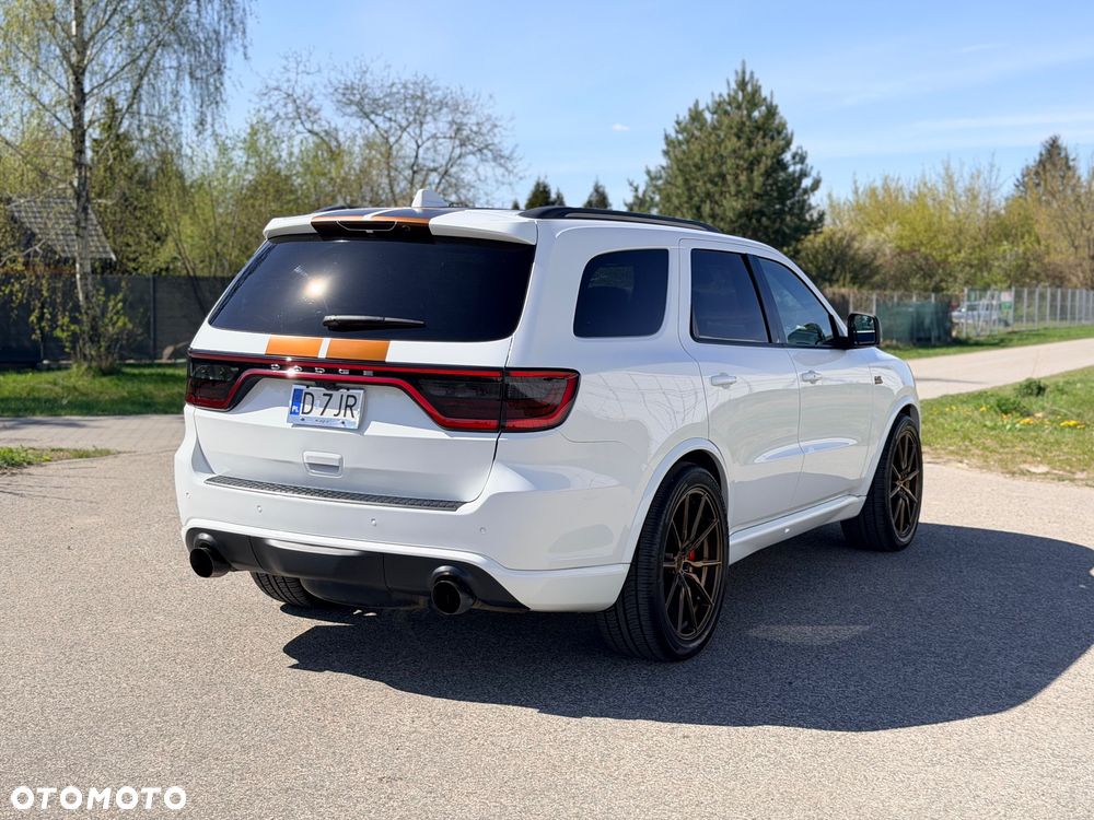 Dodge Durango 6.4 SRT - 11