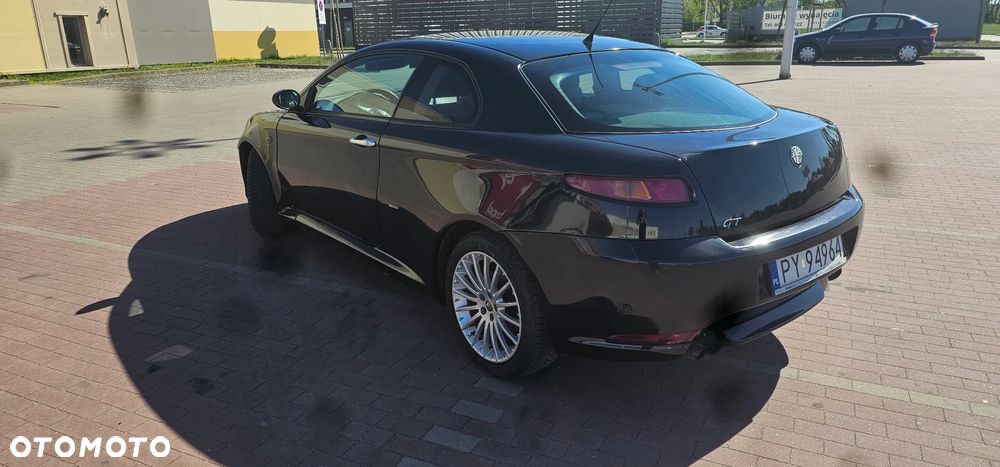 Alfa Romeo GT 1.9JTD 16V Black Line - 14