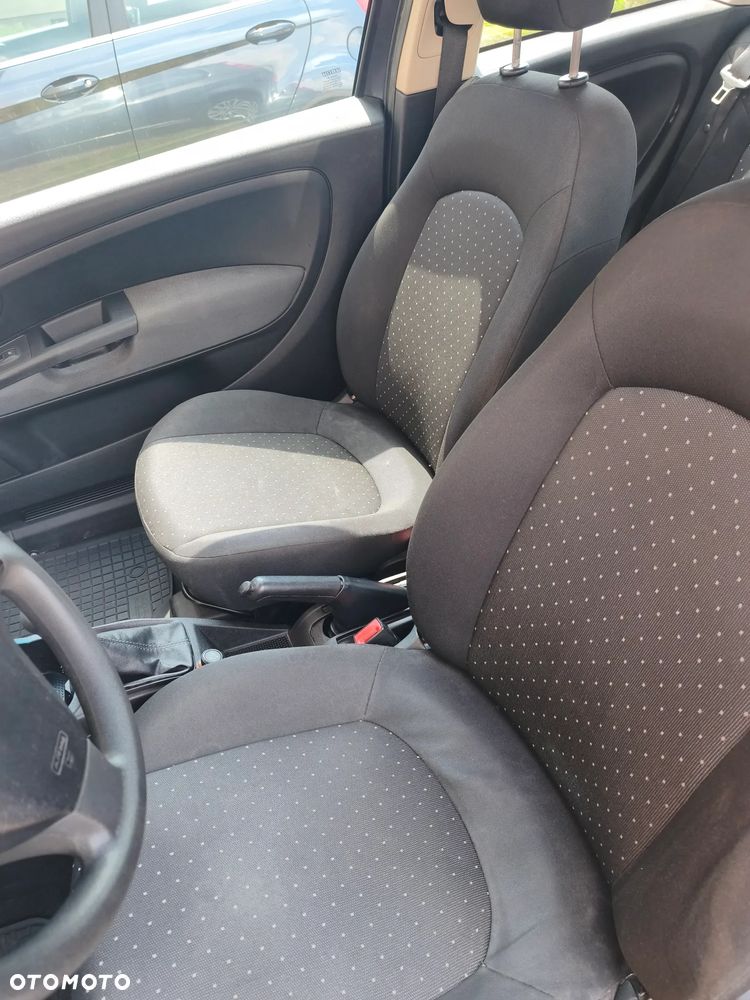 Fiat Grande Punto 1.4 8V - 6