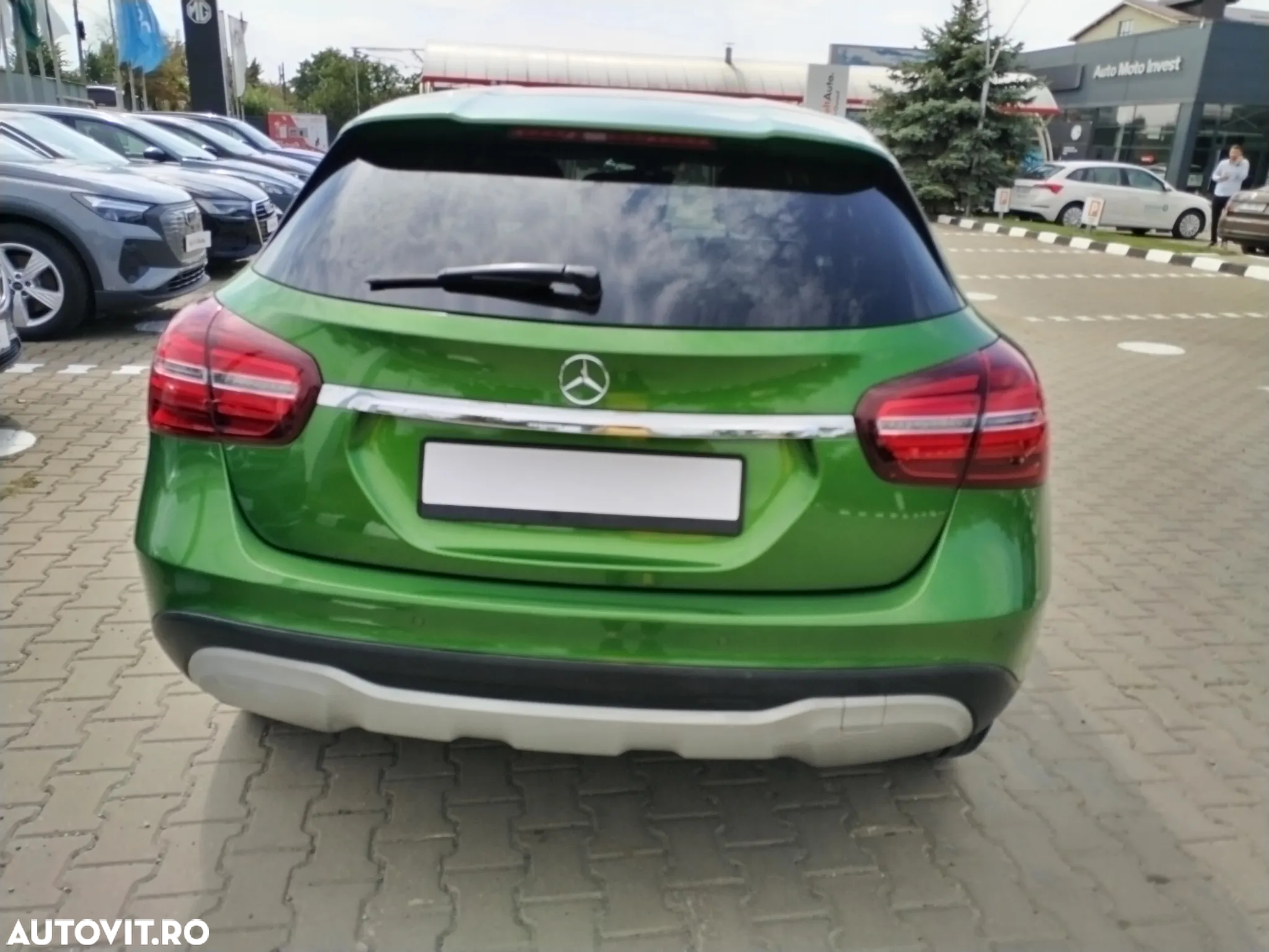 Mercedes-Benz GLA - 6