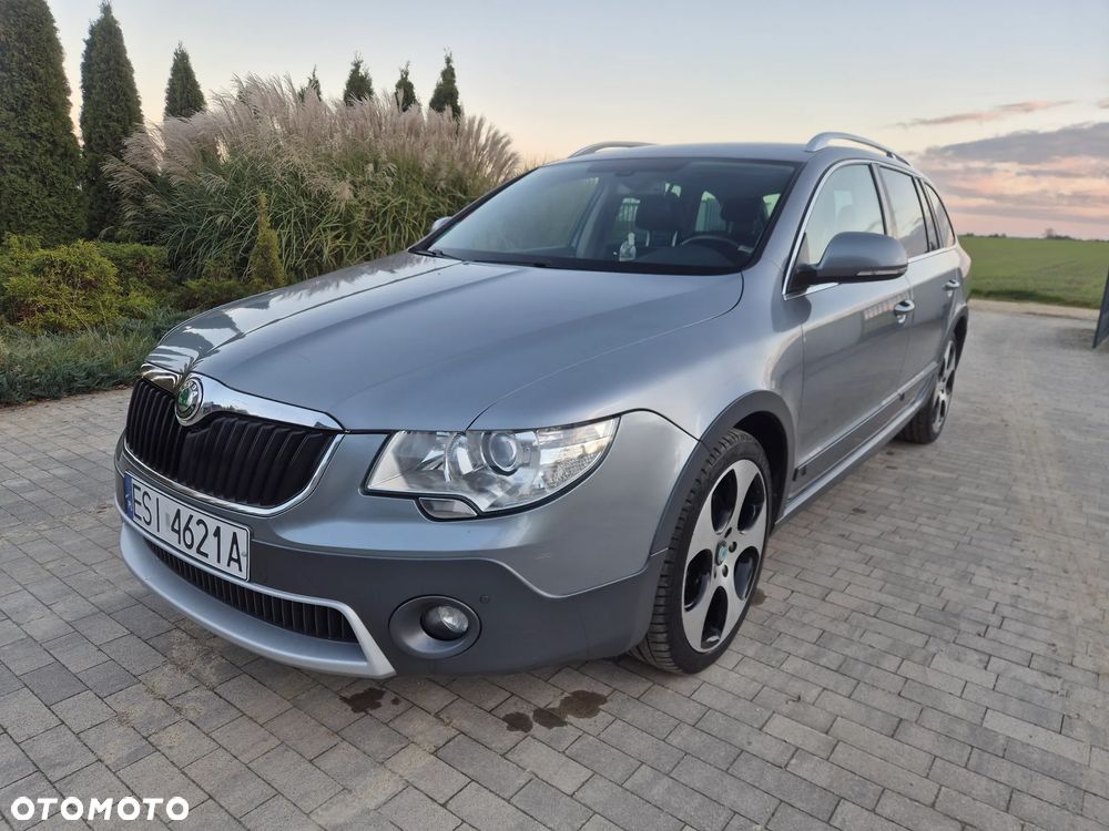 Skoda Superb 2013 photo 2