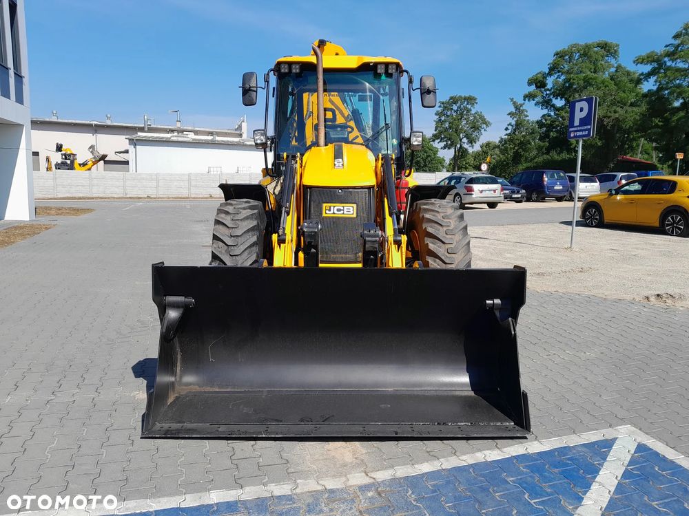 JCB JCB 4CX AEC  2023r - 3