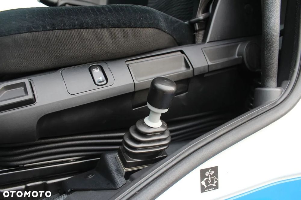 Mercedes-Benz AROCS 3246 8x4 WYWROTKA KIPPER Z NIEMIEC - 15