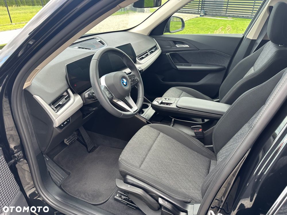 BMW X1 xDrive25e - 12