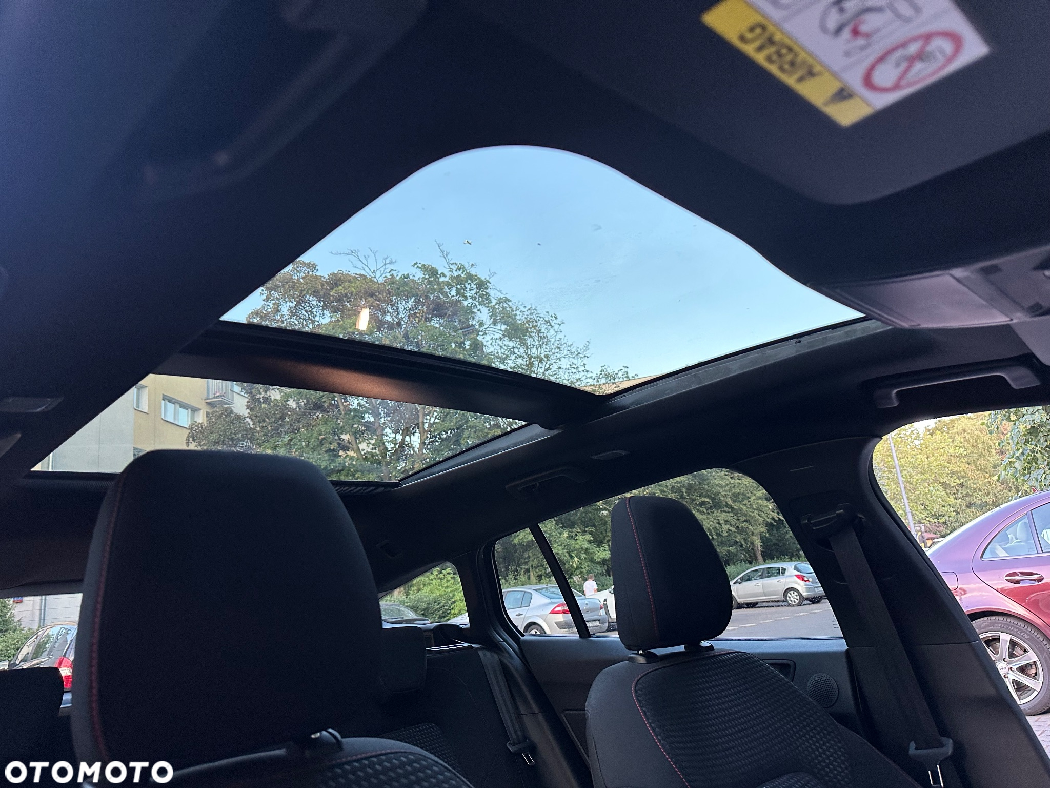 Ford Focus Turnier 1.0 EcoBoost Hybrid ST-LINE X - 32