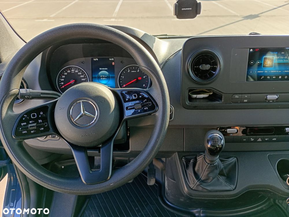 Mercedes-Benz Sprinter 907.223 - 6