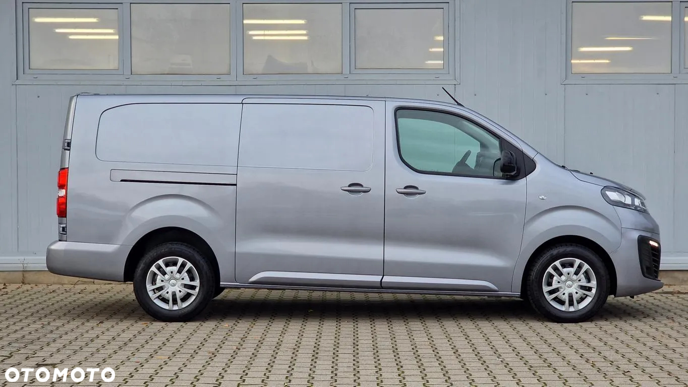Opel Vivaro Extra Long - 7