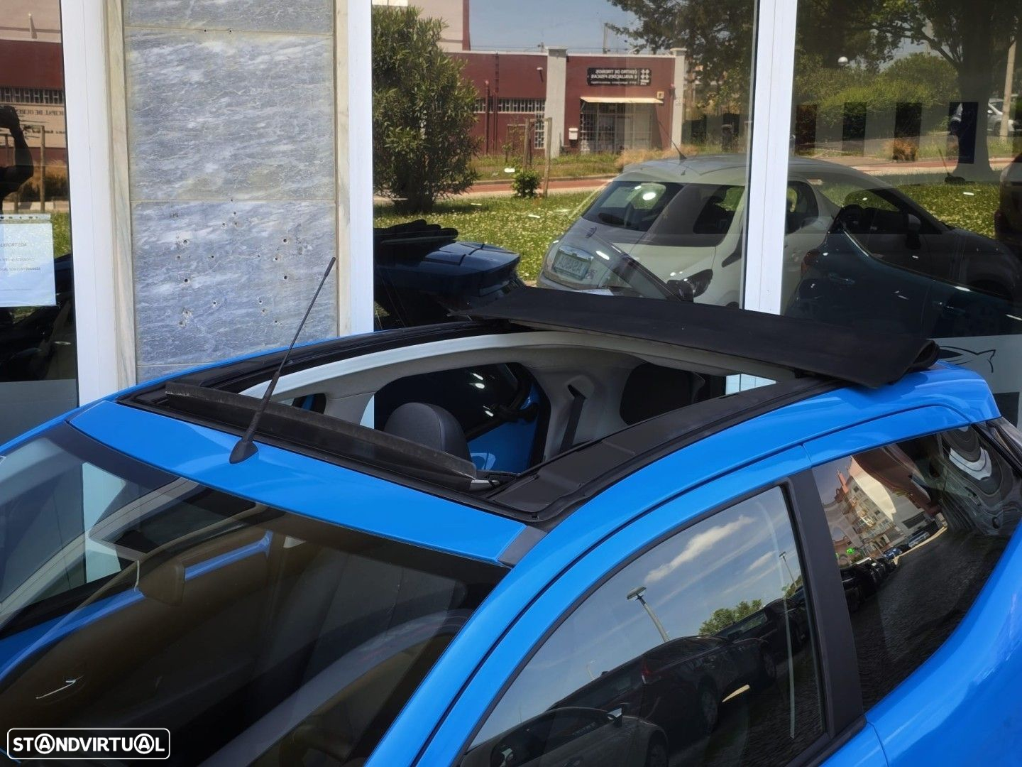 Toyota Aygo 1.0 X-Play Plus - 25
