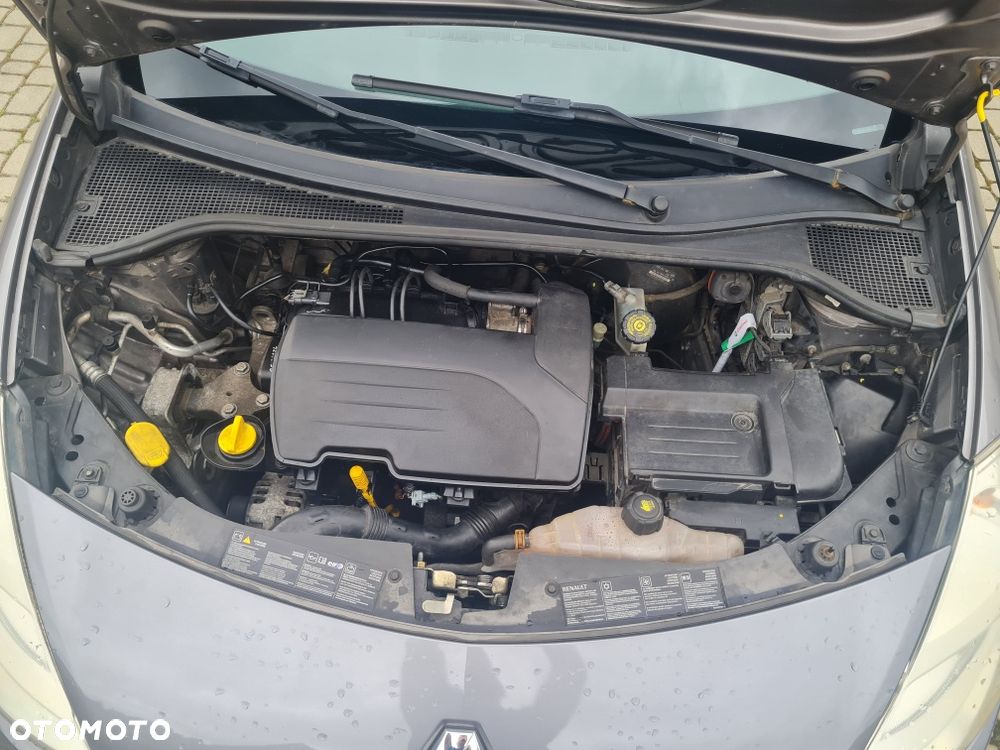 Renault Clio - 8