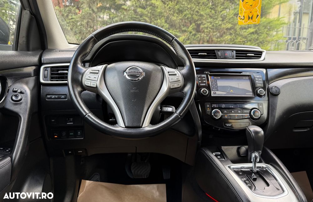 Nissan Qashqai 1.6 DCI Xtronic TEKNA - 19