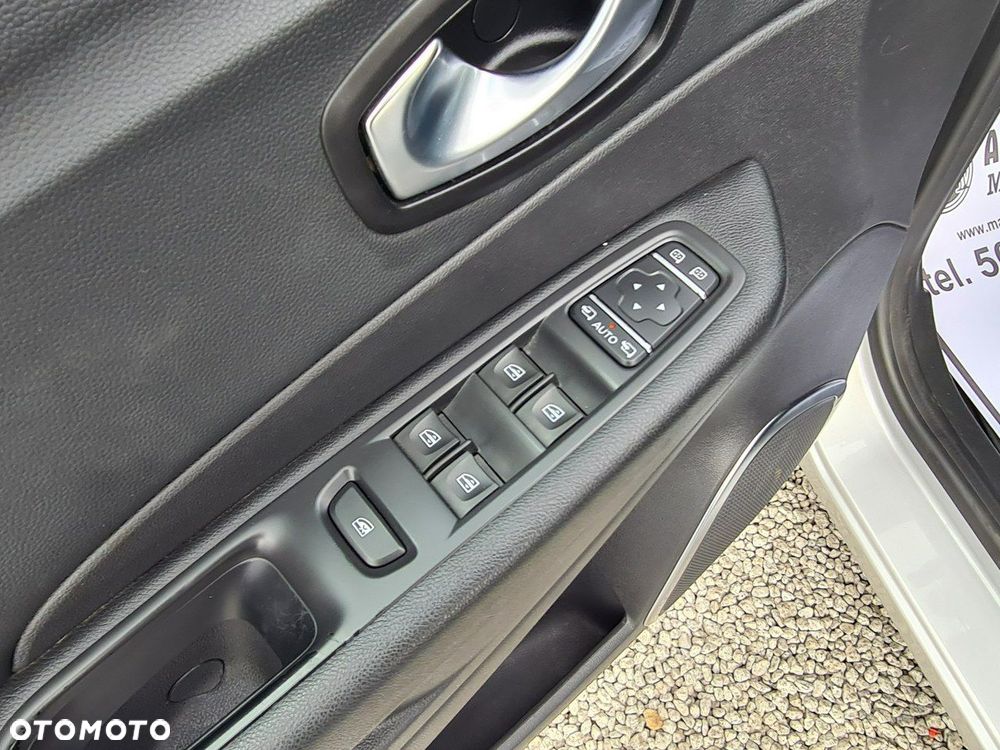 Renault Captur 1.5 dCi Intens EDC - 28