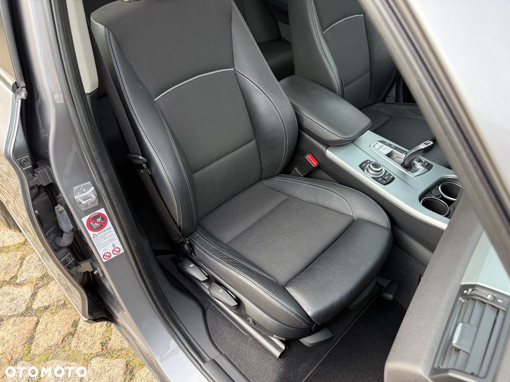 BMW X3 xDrive20d - 32