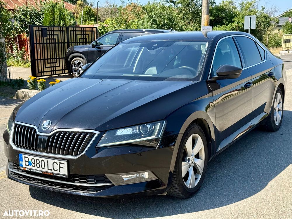 Skoda Superb 2.0 TDI DSG 4X4 Style - 1