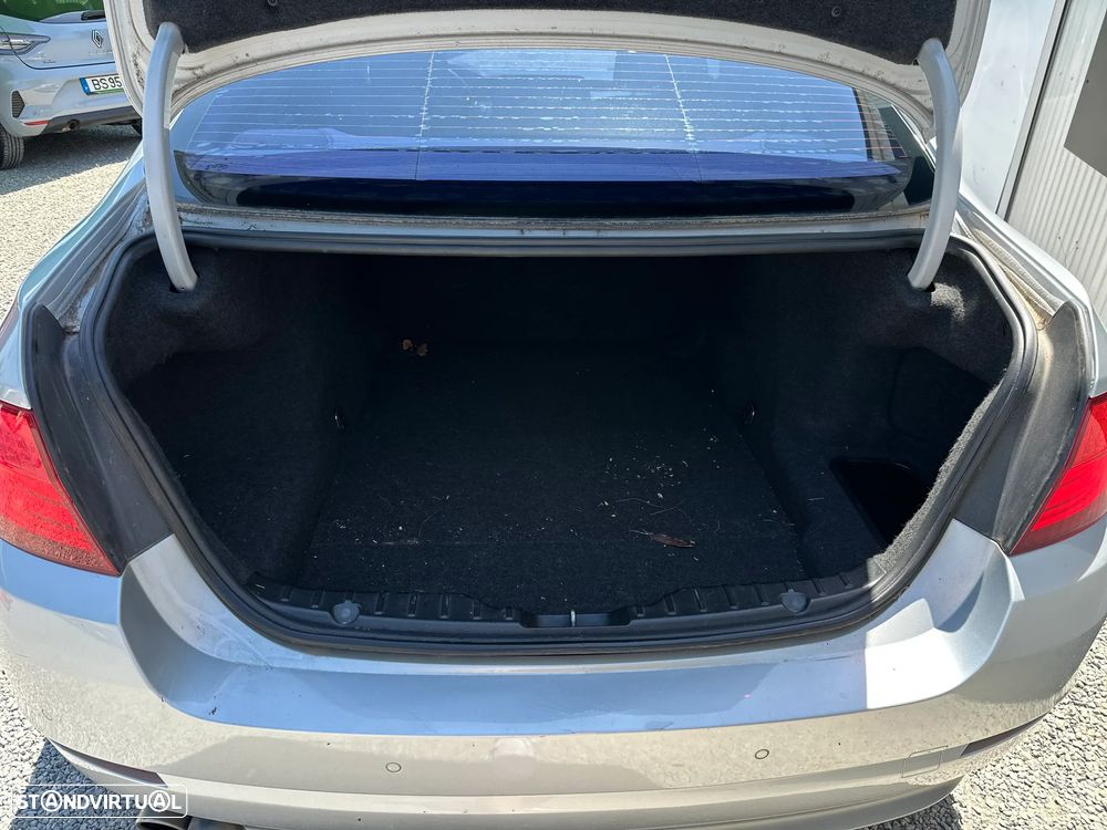 BMW 520 d Auto - 8