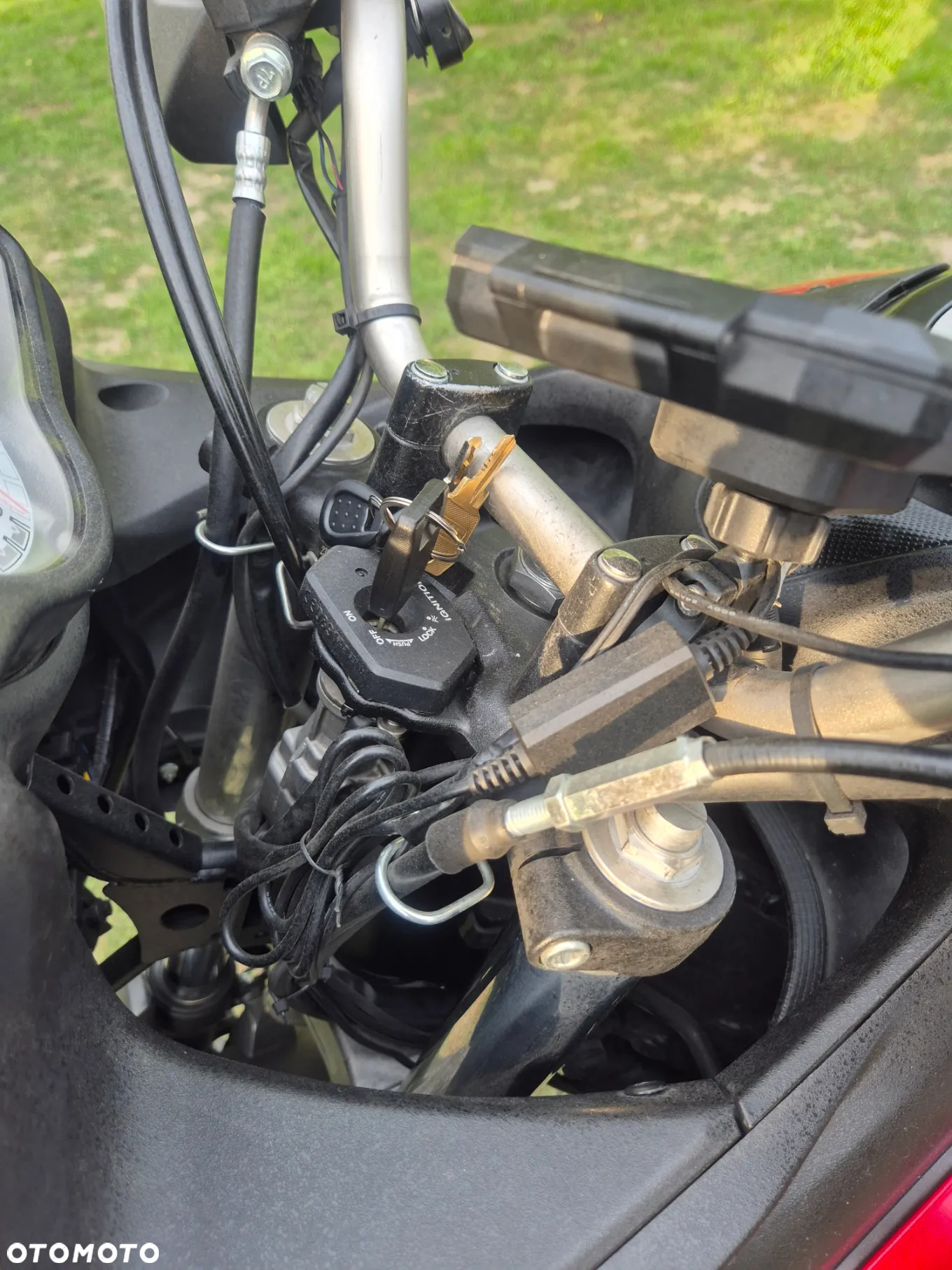 Suzuki V-STROM - 23