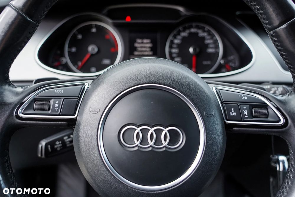 Audi A4 Avant 2.0 TDI clean diesel Quattro S tronic - 29