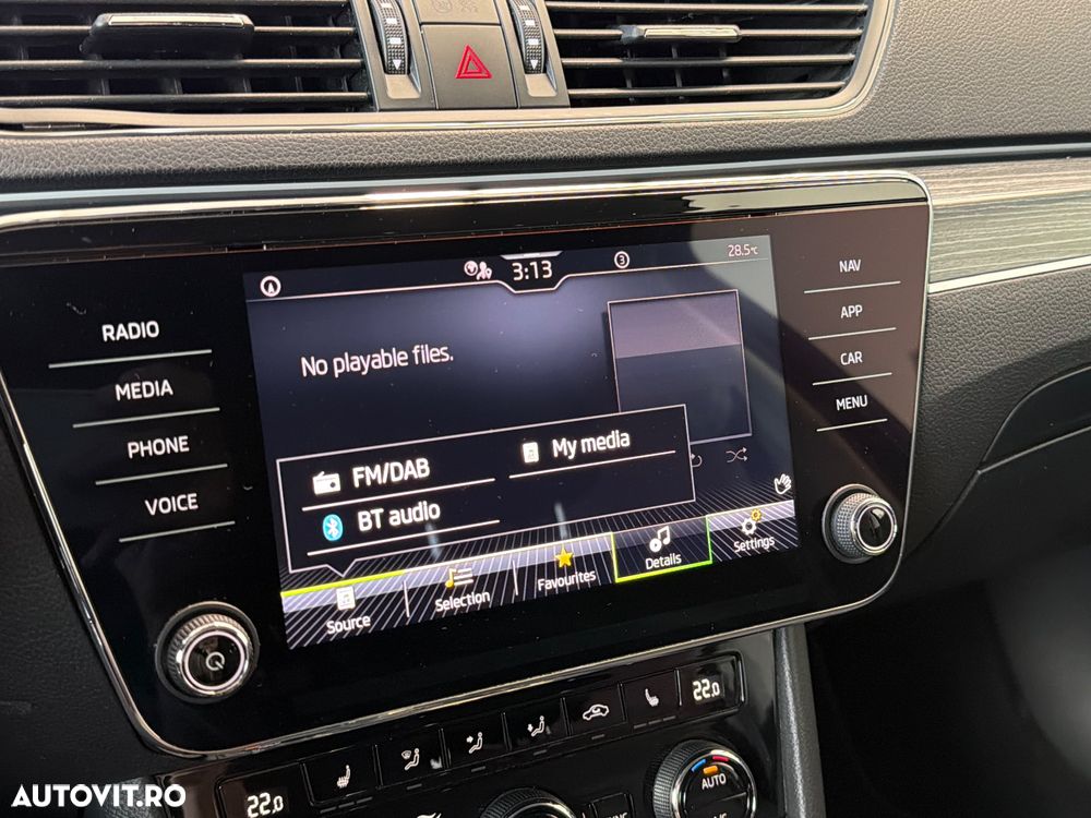 Skoda Superb 2.0 TDI DSG Sportline - 35
