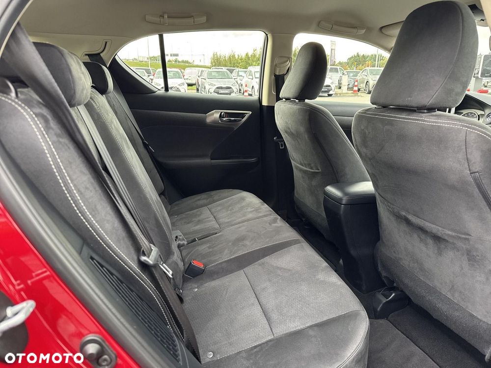 Lexus CT - 20