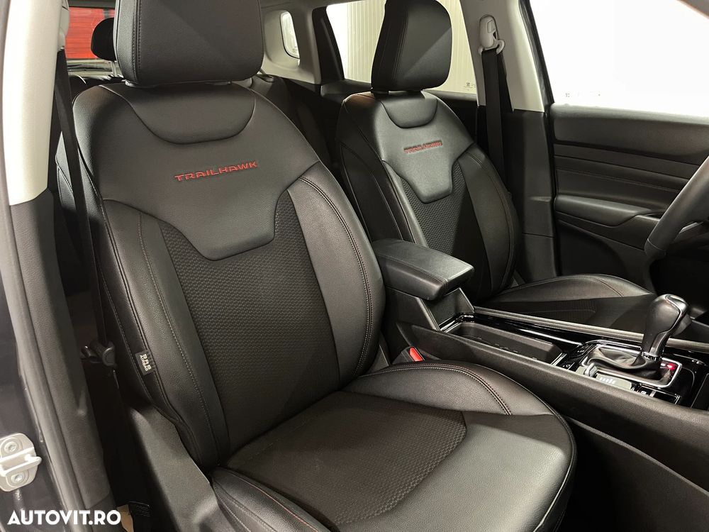 Jeep Compass 1.3 T-GDI 4xe Automatik Trailhawk - 10
