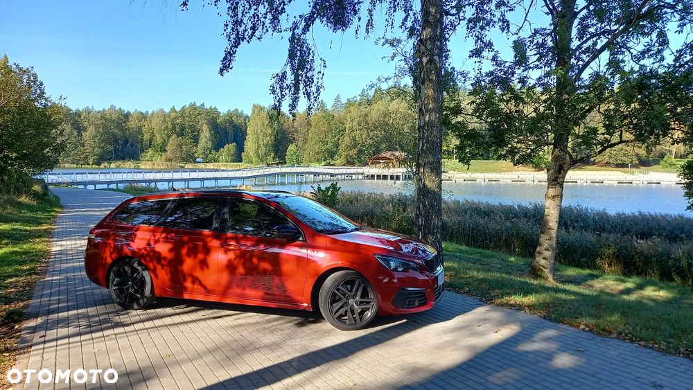 Peugeot 308 SW 2.0 BlueHDi GT S&S EAT8 - 18
