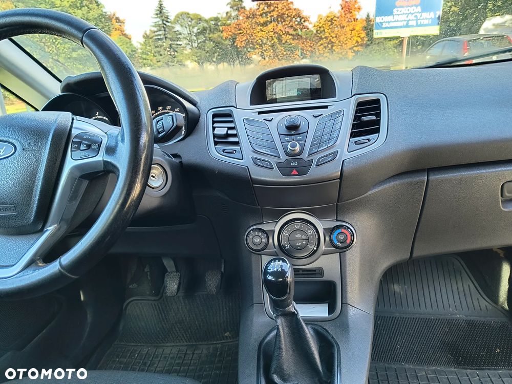 Ford Fiesta - 7