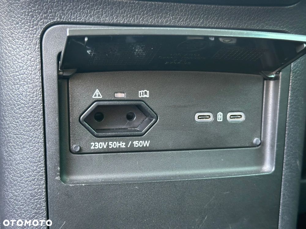 Skoda Superb 2.0 TDI Ambition - 37