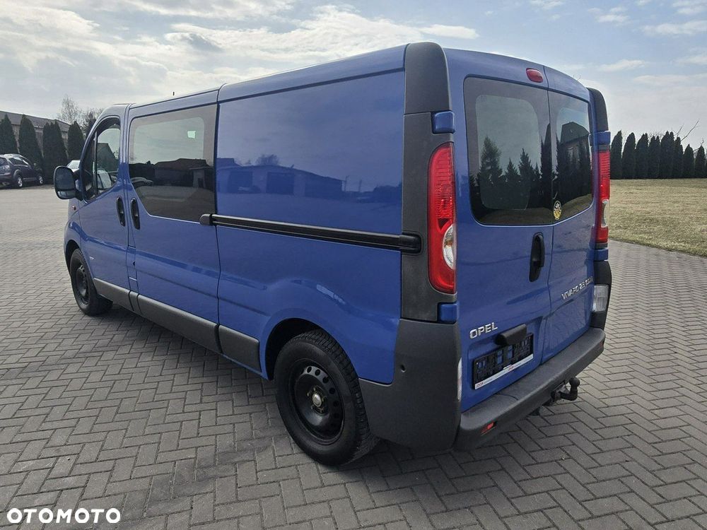 Opel Vivaro - 9