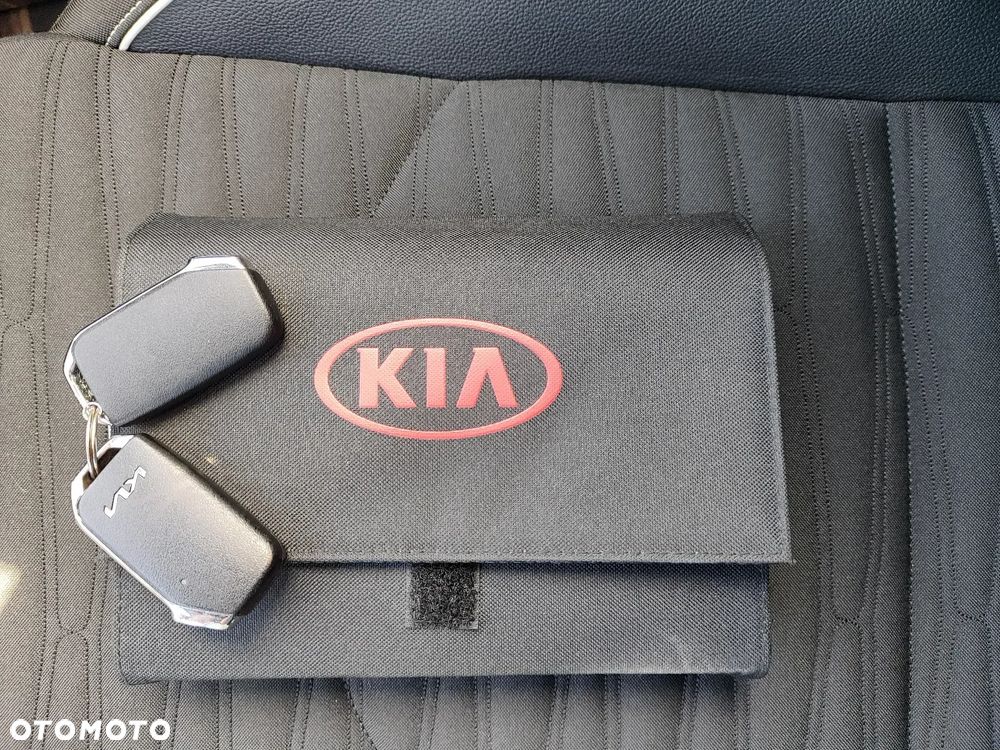 Kia ProCeed 1.5 T-GDI DCT7 OPF GT LINE - 25