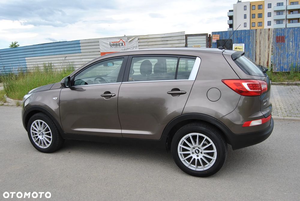 Kia Sportage 1.7 CRDI L 2WD - 8