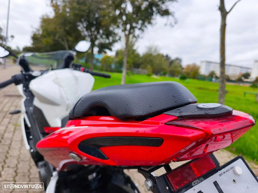 Benelli 302 R Abs - 9