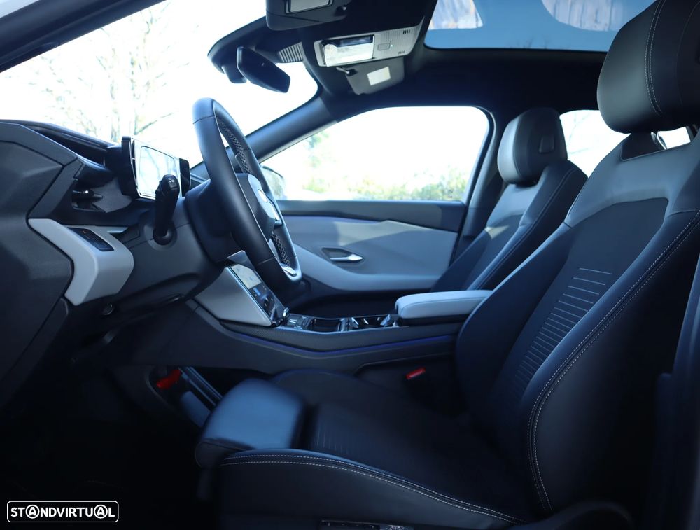 Ford Explorer 77 kWh Premium - 31