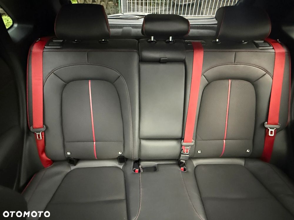 Hyundai Kona 1.6 T-GDI Premium DCT - 29