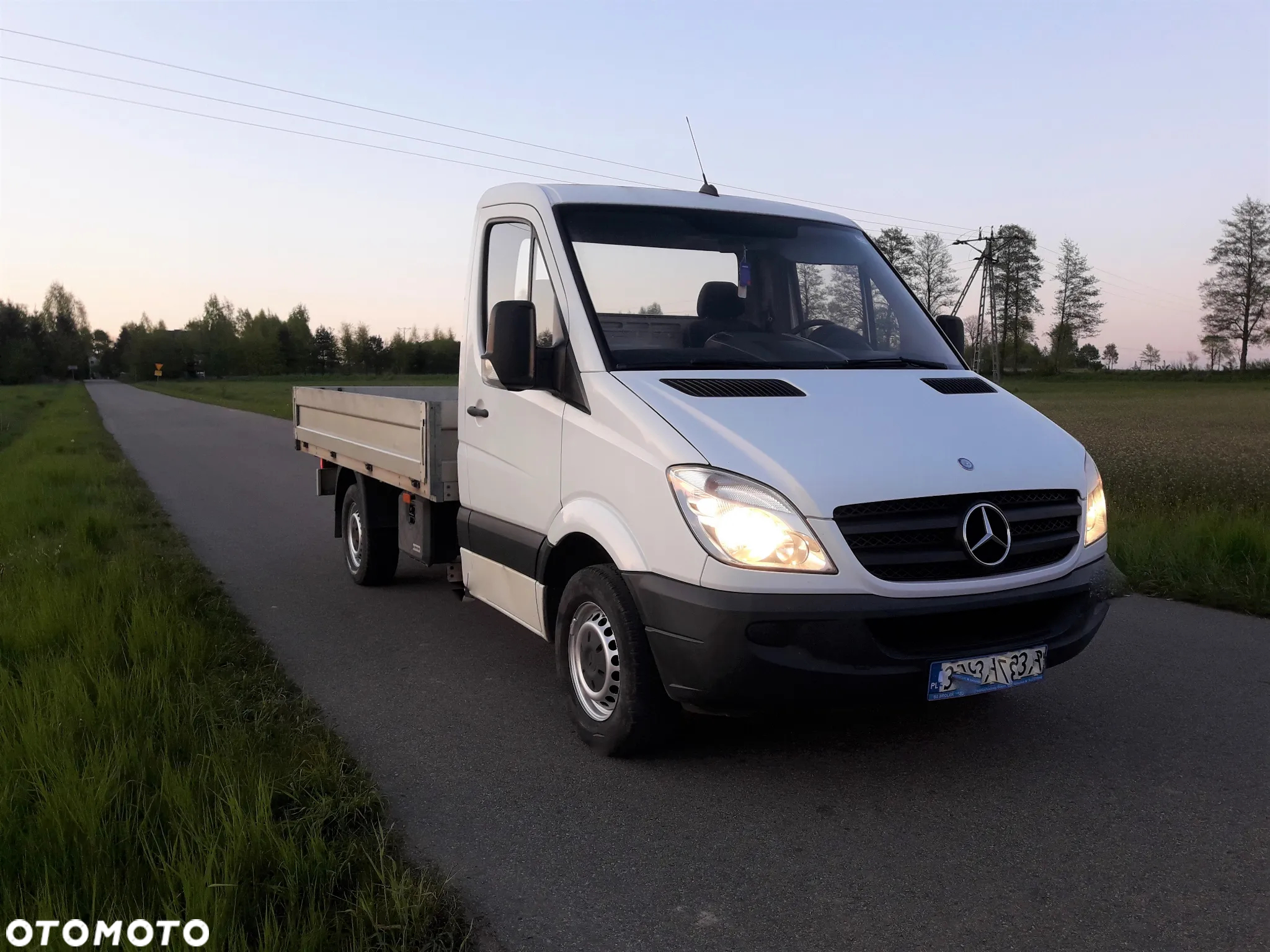 Mercedes-Benz Sprinter - 14