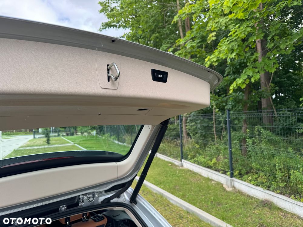 BMW Seria 3 318i GPF Luxury Line - 18