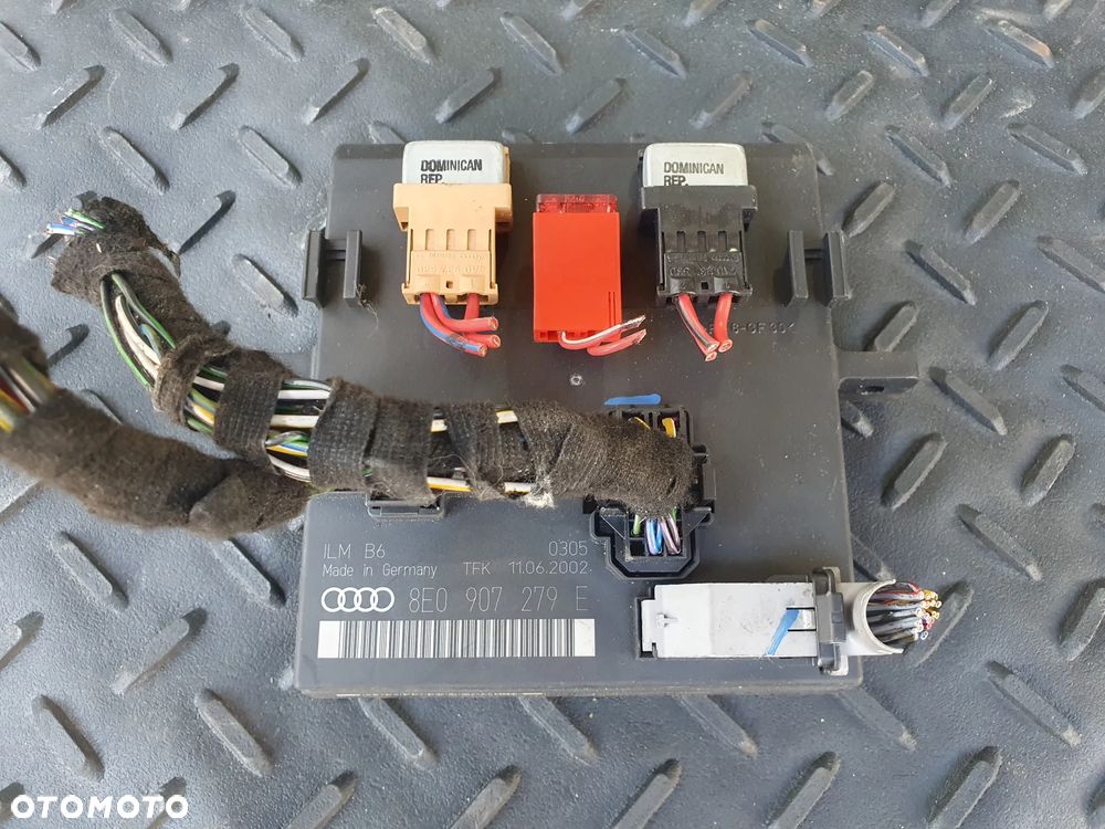 Moduł komfortu AUDI A4 CABRIO (8H7, B6, 8HE, B7) 8E0907279E - 1