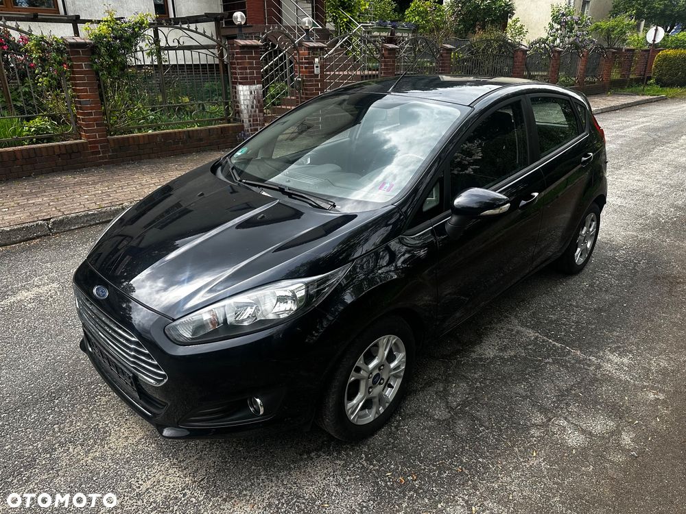 Ford Fiesta 1.0 Champions Edition - 5