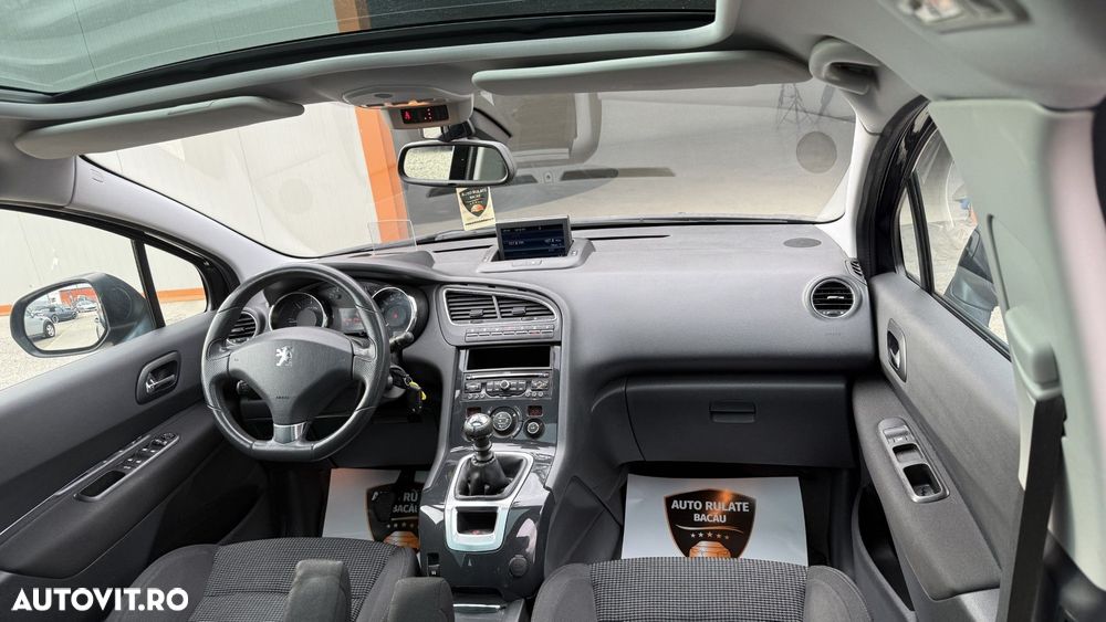 Peugeot 5008 - 13