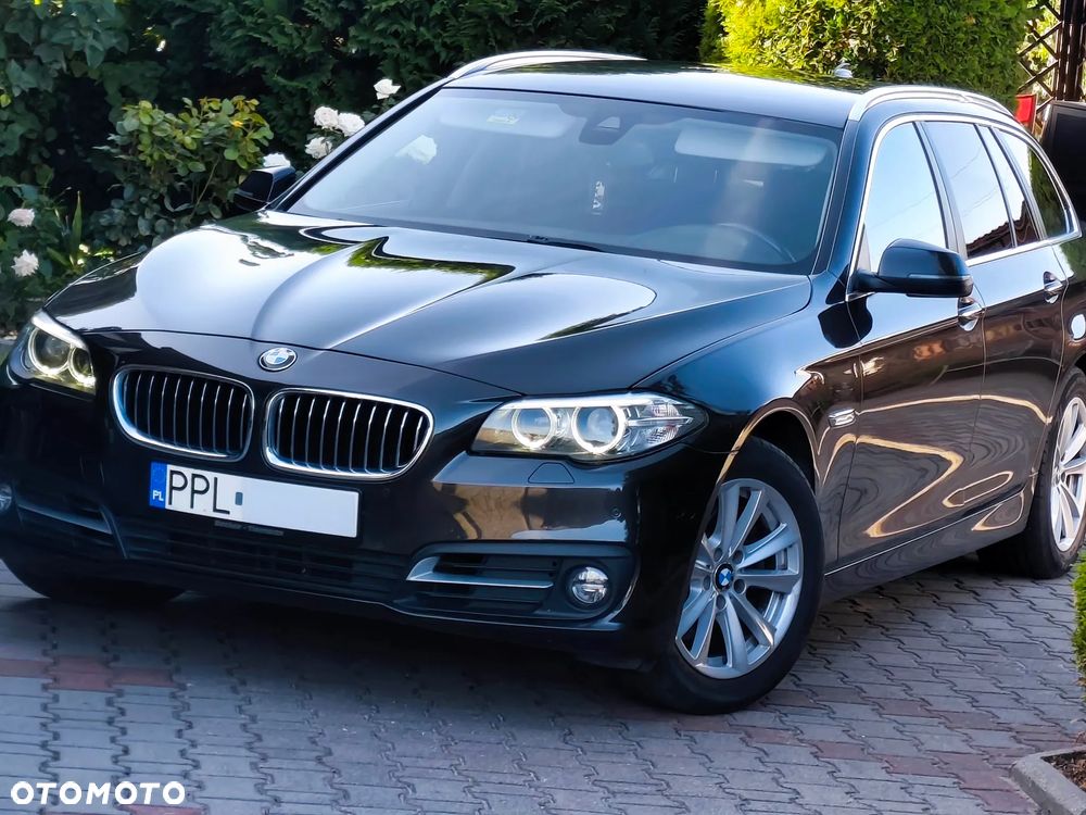 BMW Seria 5 520d xDrive - 11