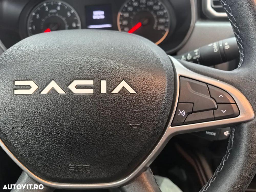 Dacia Duster TCe 150 EDC Extreme - 17