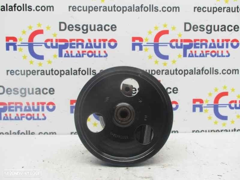 BOMBA DIREÇÃO DACIA SANDERO 2008 -8200888505A - 2